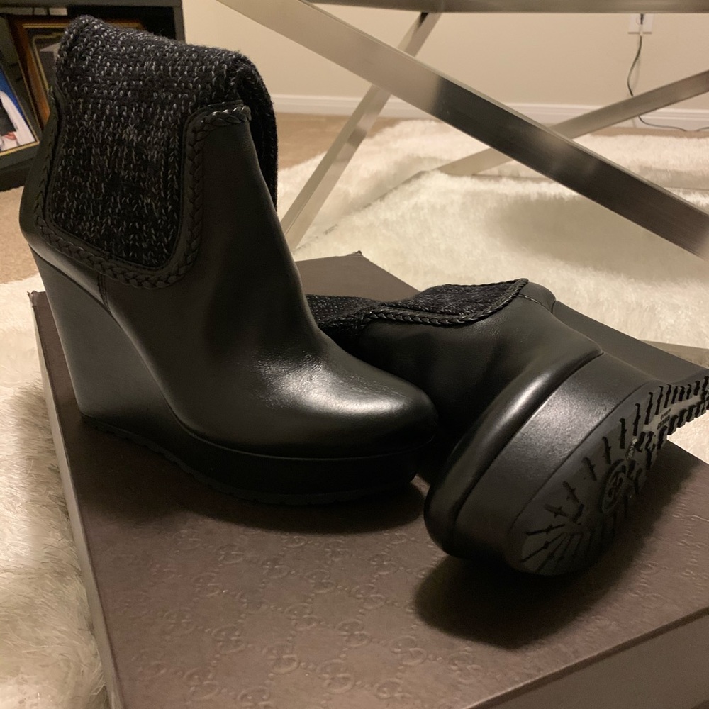 Boots - Picture 4 of 4